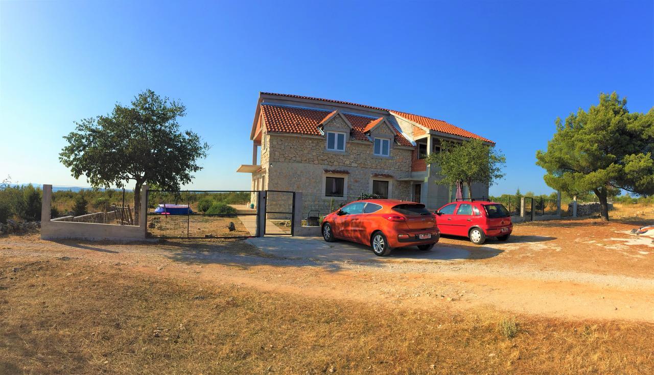 Apartments Village ロゾヴァック エクステリア 写真